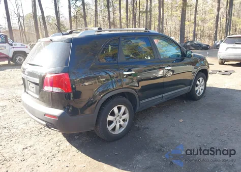 2011 Kia Sorento Lx z USA, uszkodzony, nr VIN 5XYKT4A17BG183442